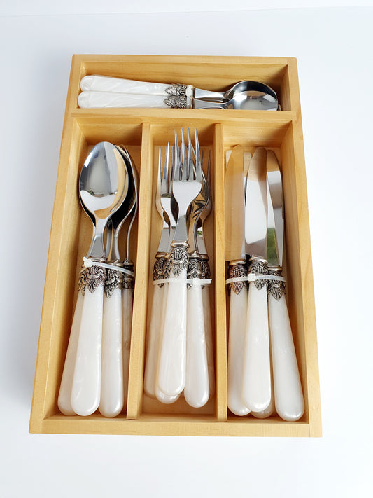 Pearl Handle Royal Clasp 24pc cutlery set